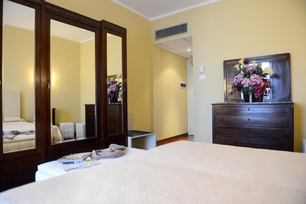 מטרה Hotel La Corte חדר תמונה