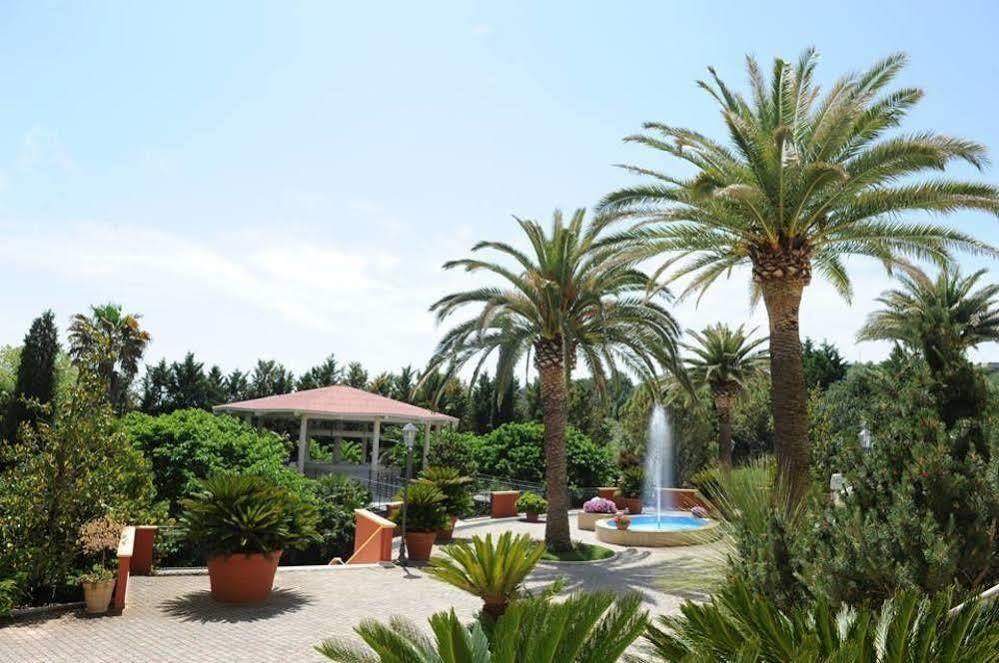 מטרה Hotel La Corte מראה חיצוני תמונה