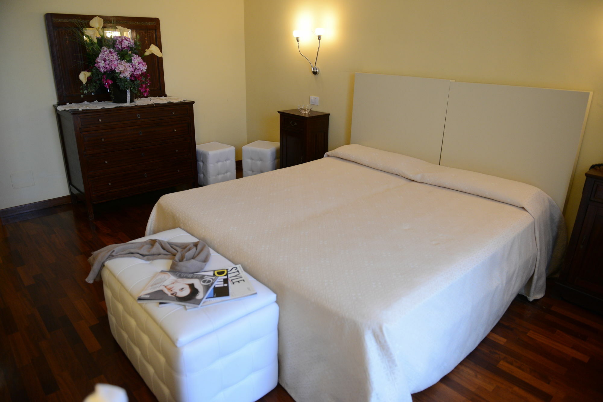 מטרה Hotel La Corte מראה חיצוני תמונה